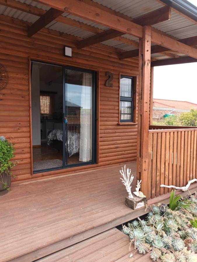 Chameleon Lodge Colchester Exterior photo